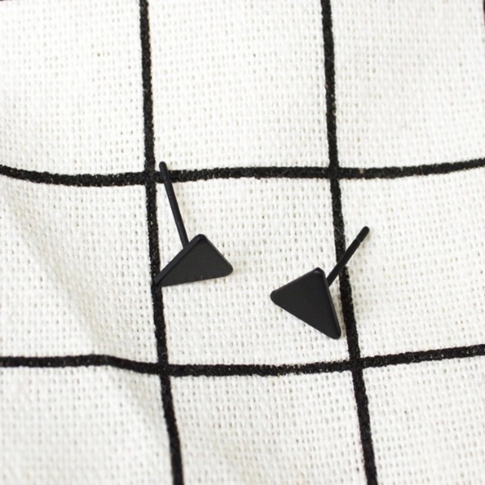 💙💎💲FIRM➕BUNDLE➕4 DISCOUNT!💎💙💎BLACK🖤TRIANGLE - Picture 6 of 8
